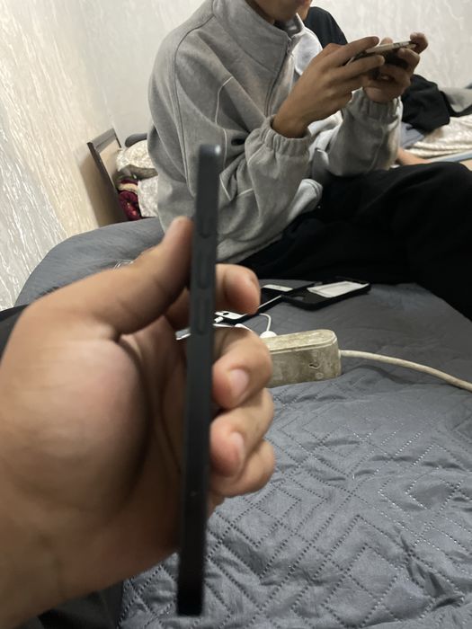 Iphone 16 на запчасти