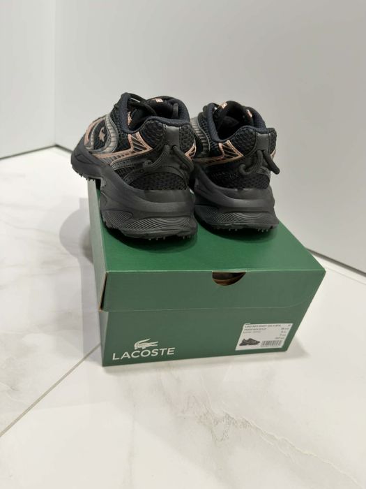 Маратонки Lacoste