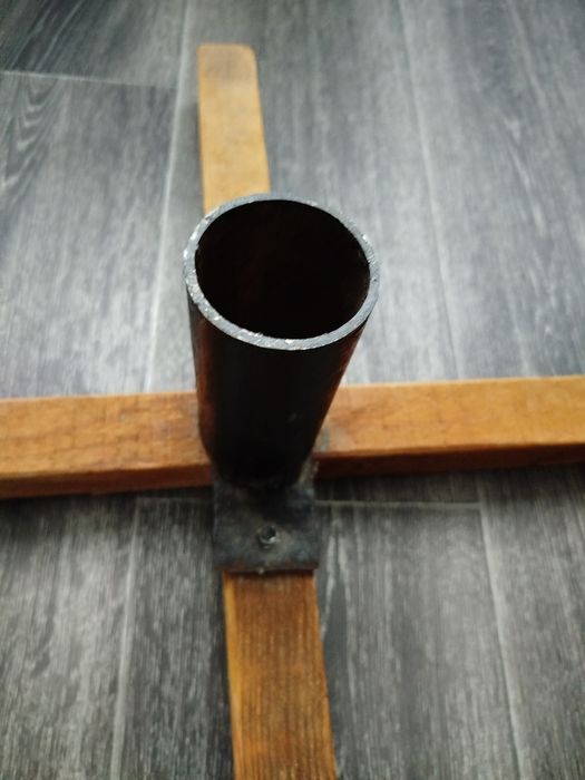 Крестовина для елки