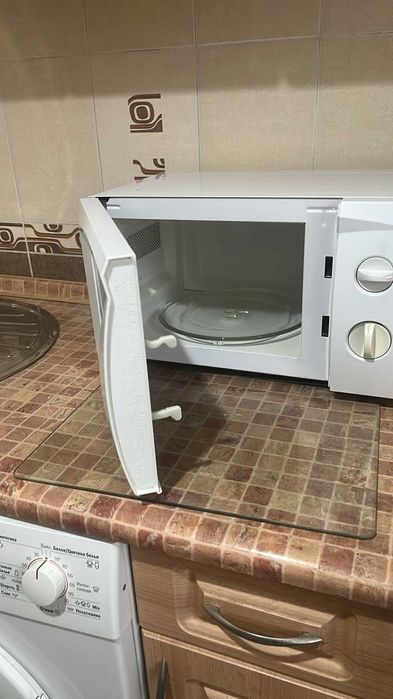 Продам микроволновую печь