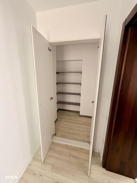 Apartament CENTRAL, living open space, dormitor, zona 7 strazi