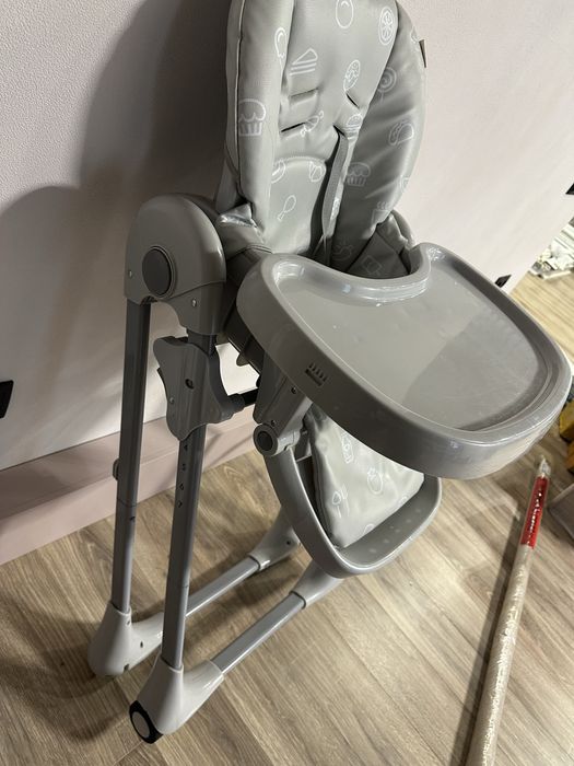 Стол для ребенка