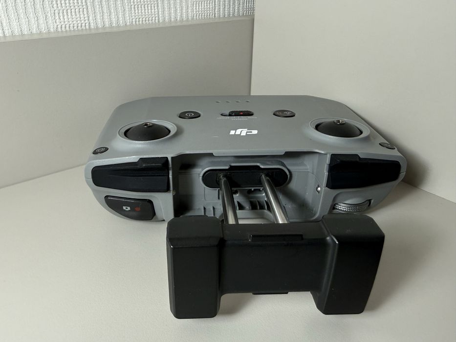 DJI RC-N1 – Оригинално дистанционно в отлично състояние!
