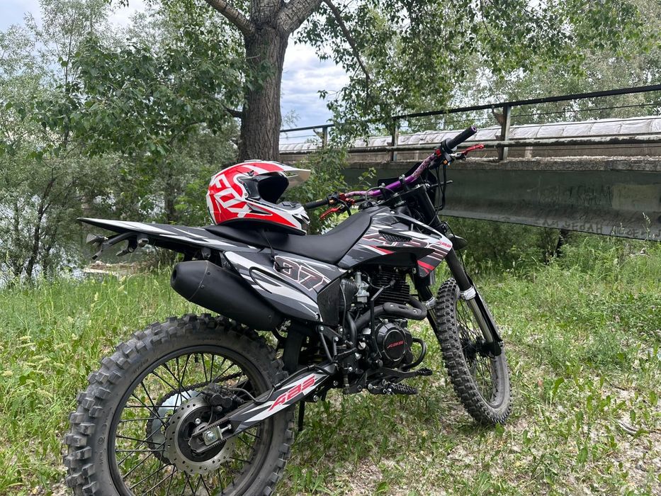 Продам эндуро 300
