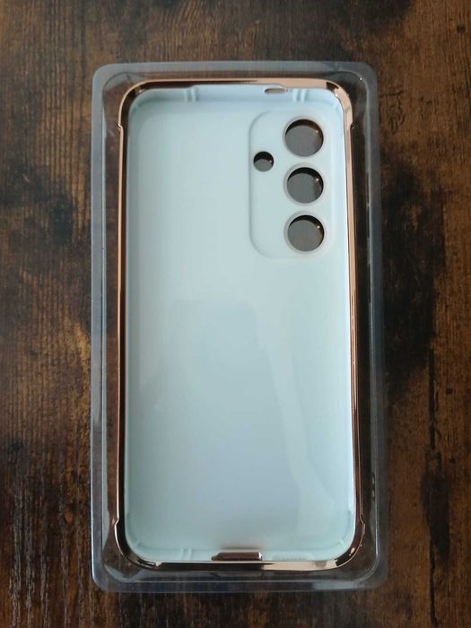 Husă Samsung Galaxy S24 Albă cu Inel Suport (Ring Holder), Nouă, Nesigilată, în Cutie