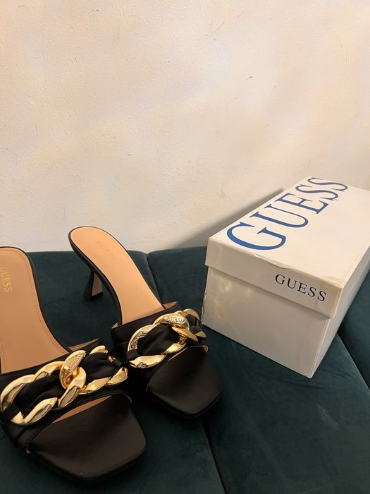 Papuci guess cu tocc