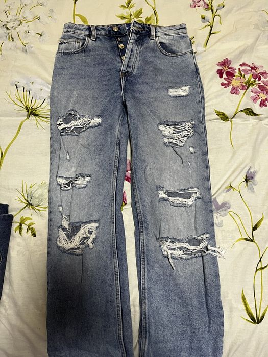 Дамски накъсани дънки