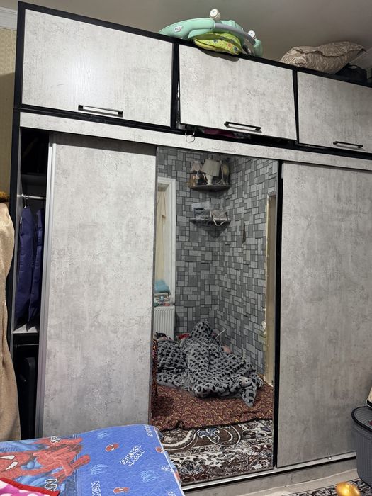 Гардеробни шкаф