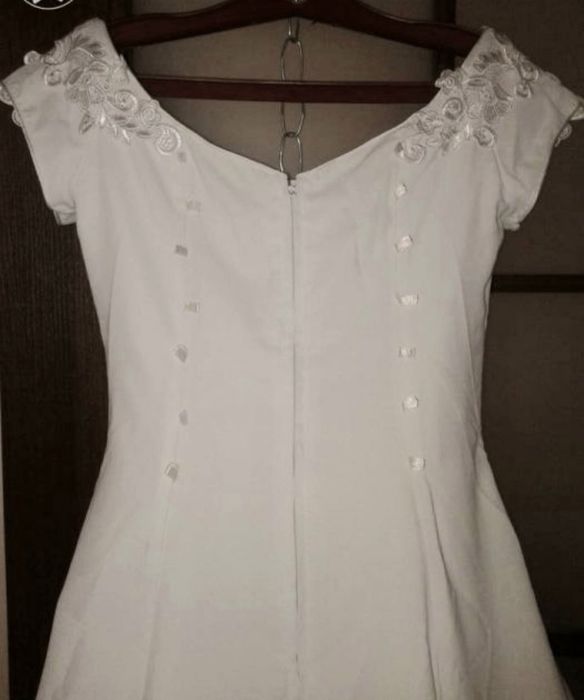 Платье свадебное 44-46 разм.