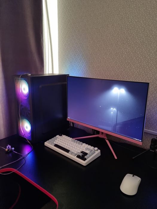 Продаётся разбирающийся стол