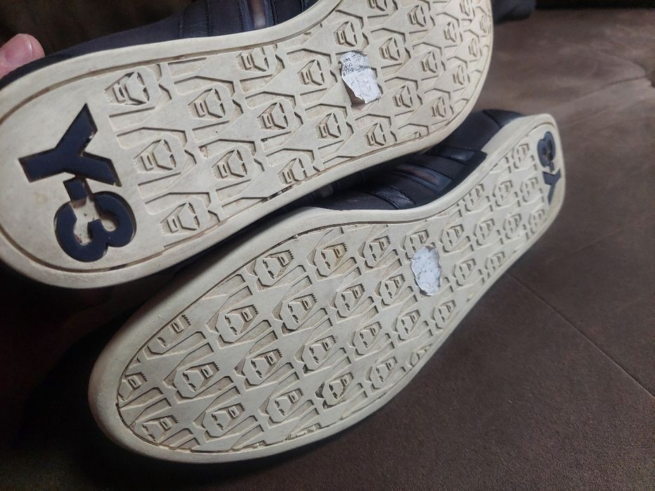 Adidas  Y-3  Yuhji Yamamoto