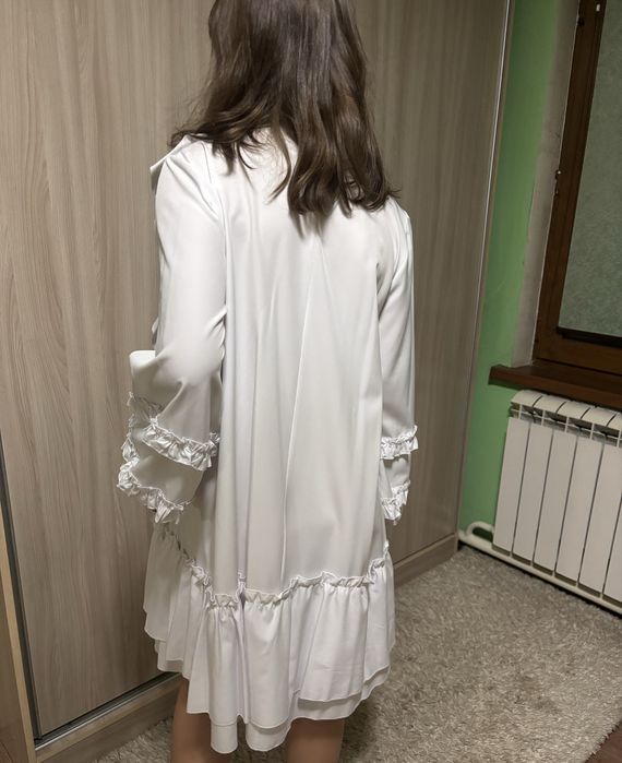 Продам платья, хорошего качаства!