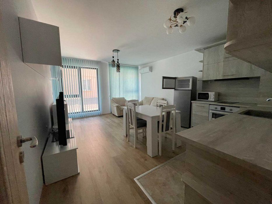 Дава се под наем Двустаен апартамент в Пловдив, Младежки Хълм - 60 кв.м за 550 € - Снимка #1