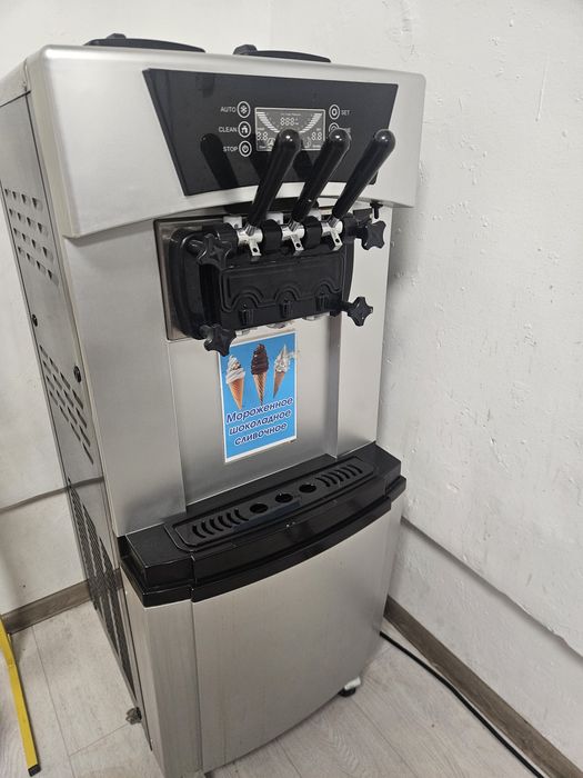 Продам аппарат мороженого