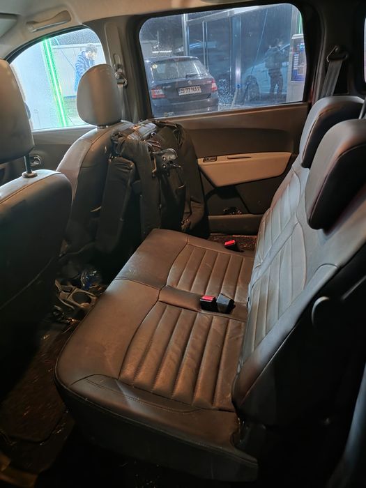 Dacia Lodgy 7 locuri - motor defect