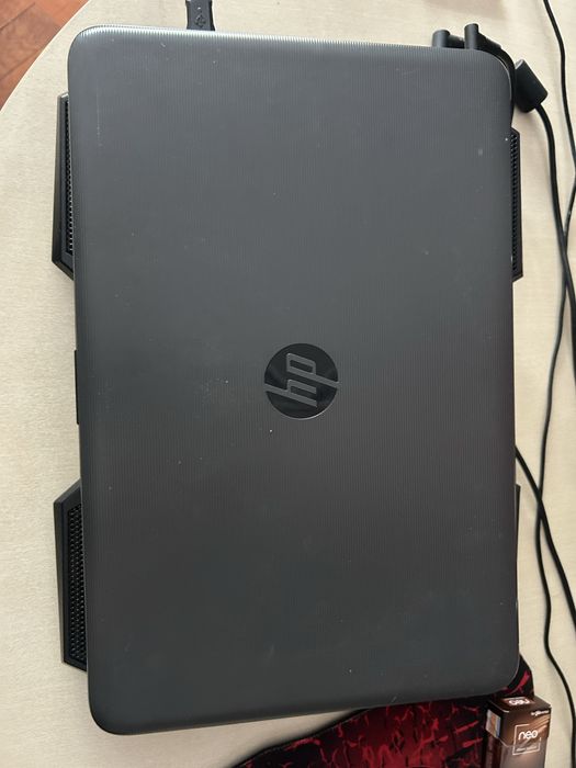 Laptop Hp i3-5005U 4GB Ram 500HDD