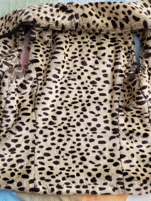 Дамски елек от еко косъм.