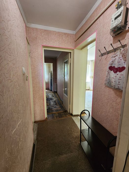 1 хонали уй ижарага берилади Оилага.