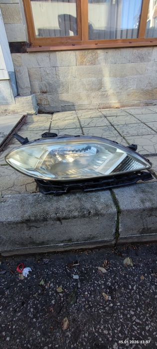 Фар за Хонда ФРВ