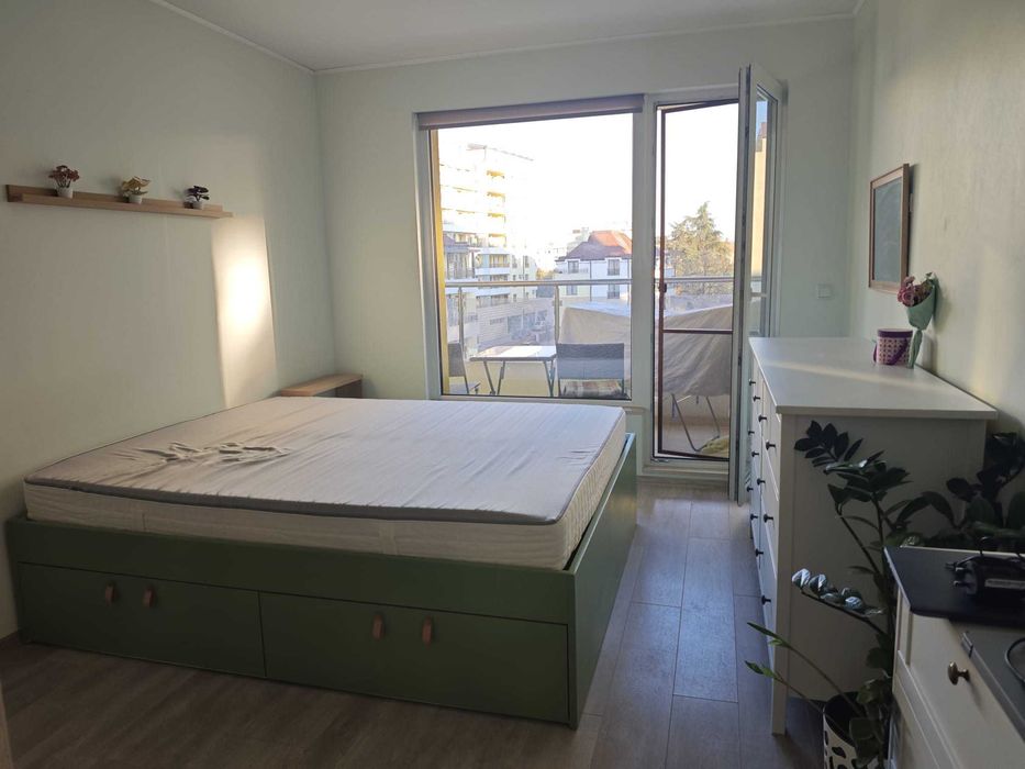 Двустаен апартамент под наем в комплекс "Фамилия", кв. Победа