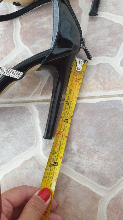 Сандали    37   номер