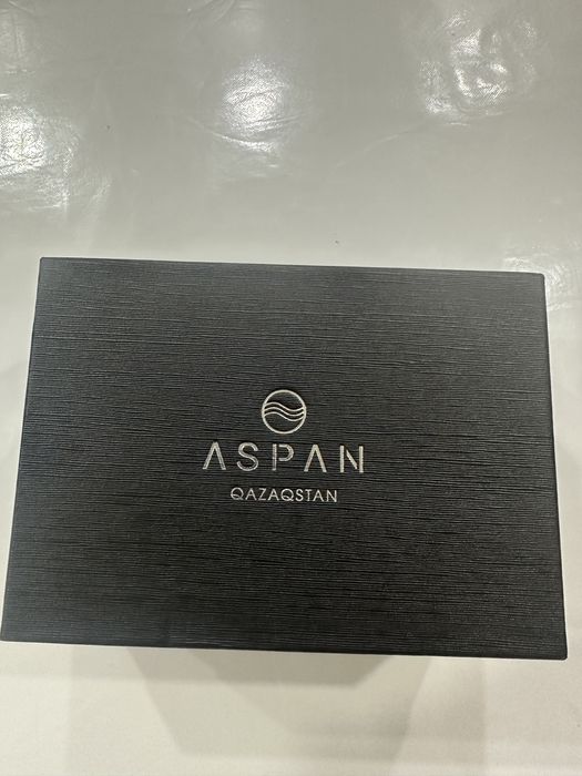 Часы не одевали новые