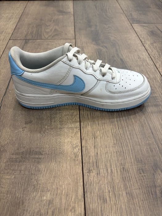 Airforce alb cu albastru