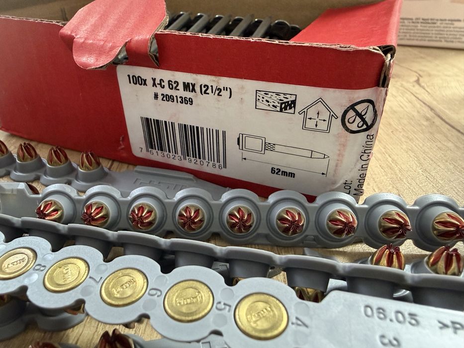 Cuie si capse hilti dx