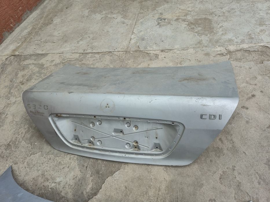 Крышка багажника Мерседес W220
