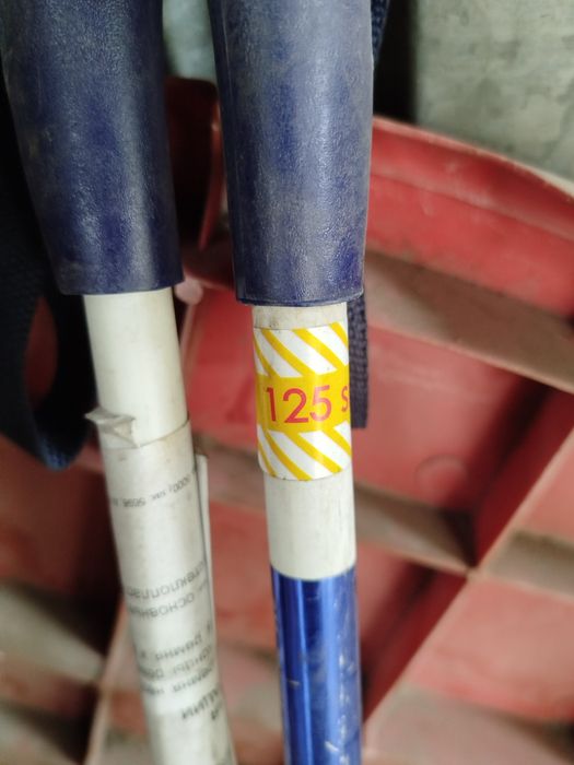 В продаже лыжи новые