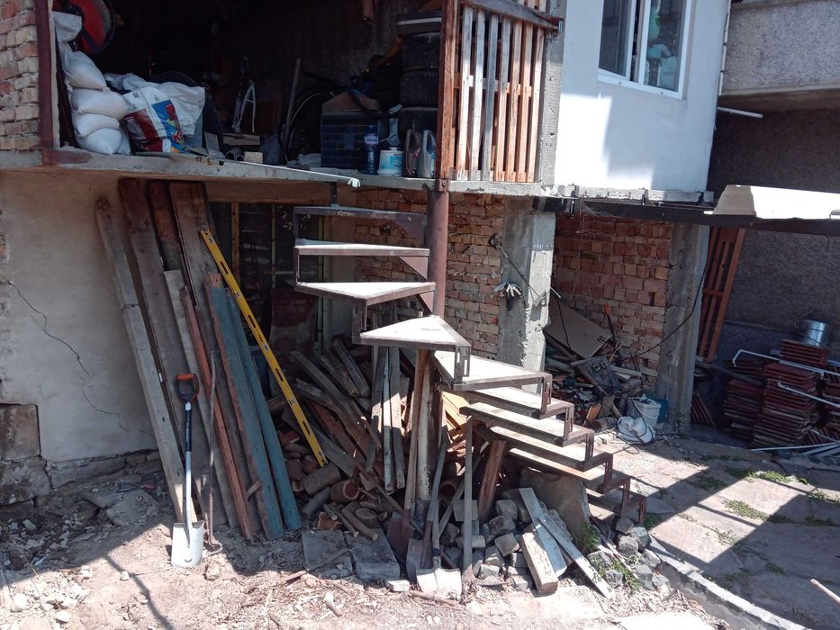 Вита стълба / Външно стълбище - стомана и бетон