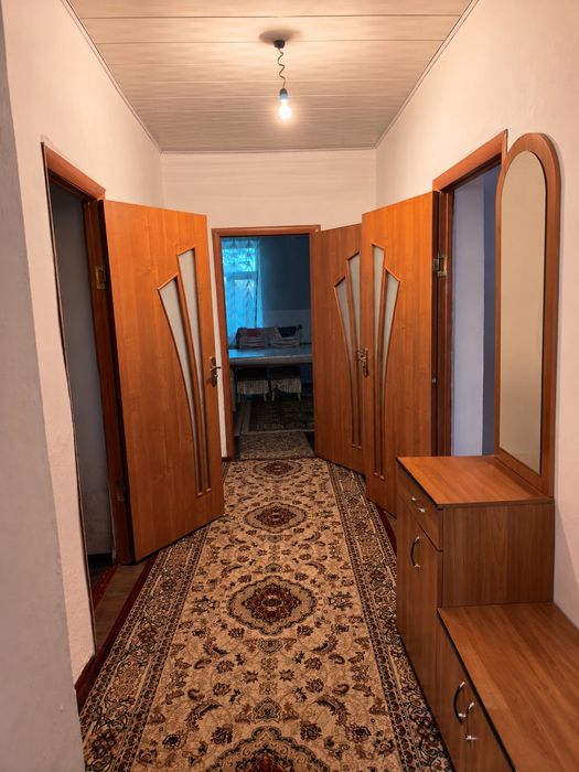 Үй сатылады, 6 бөлмелі
