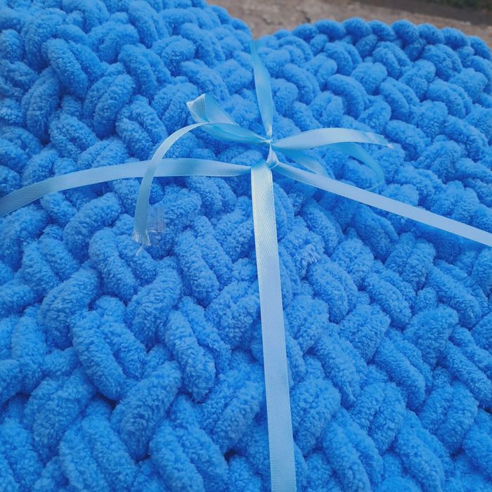 Бебешко одеало ,ръчно плетено,идеален подарък за новородено.