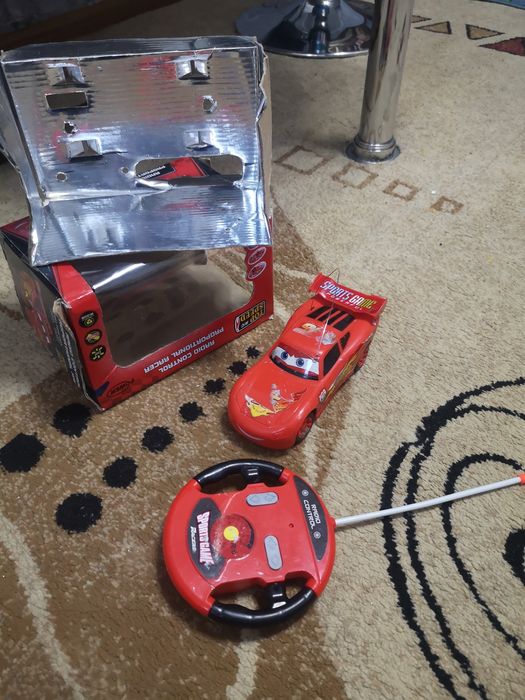 Машина на пульте управления