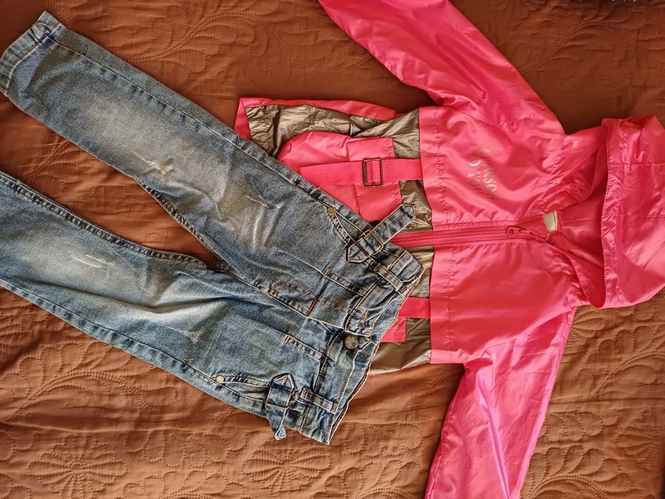 Дрехи за момиче 4-5г.