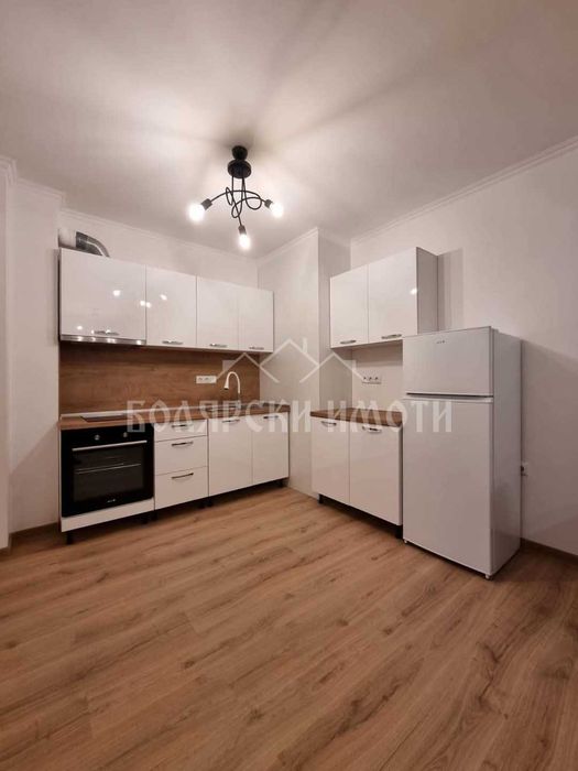 Дава се под наем Тристаен апартамент в Велико Търново, Акация - 75 кв.м за 433.5 € - Снимка #2