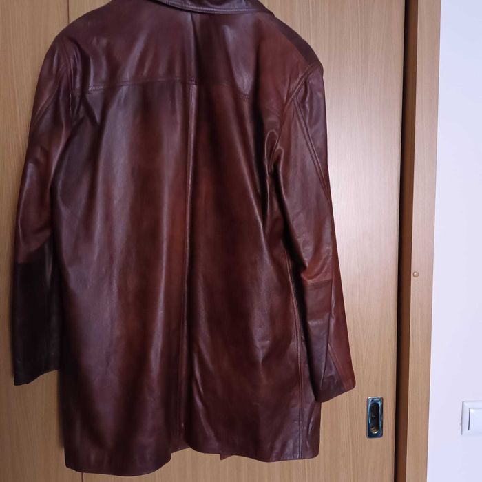 vand jacheta barbateasca din piele naturala, noua, mare