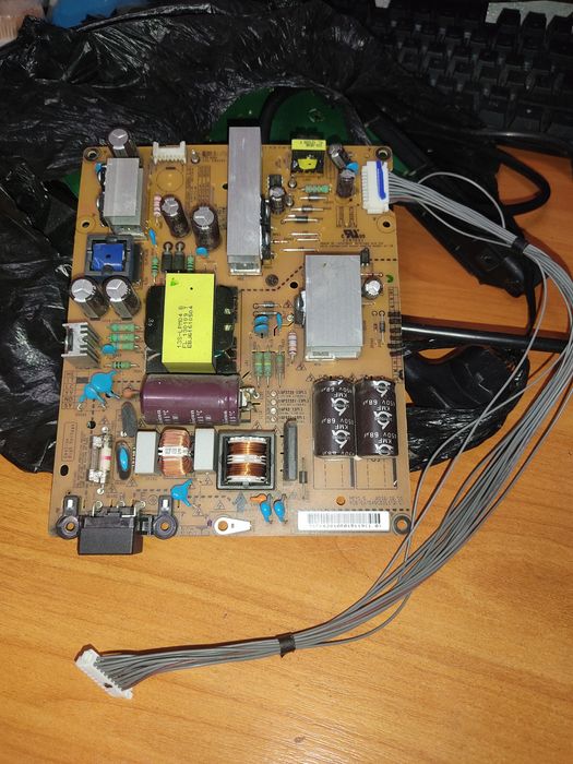 Шлейф,платы к телевизору LG