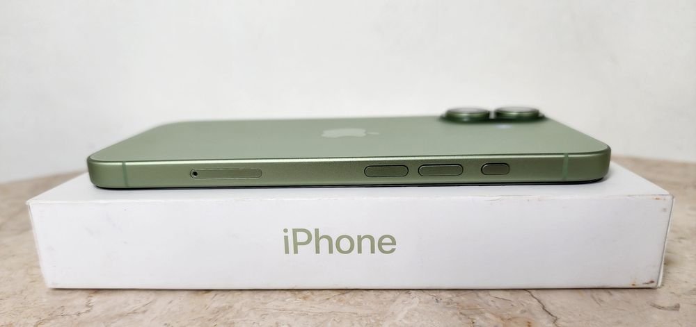 Iphone 17 green 256gb