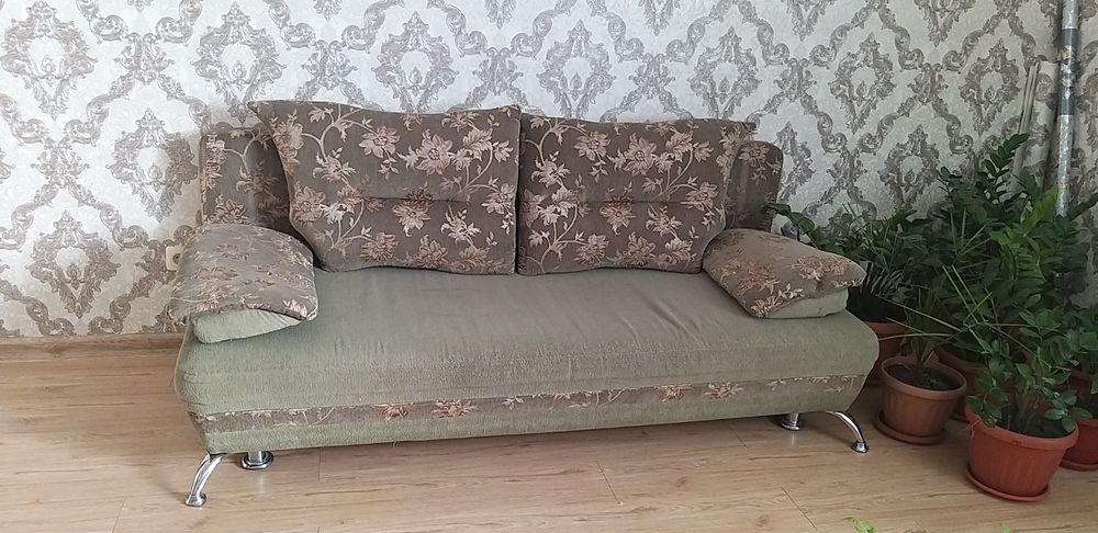 Продам Диван-софа.