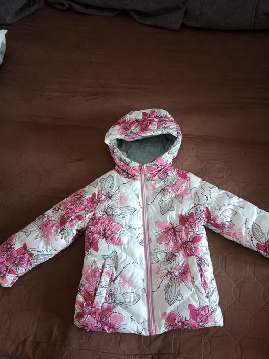Куртка демисезонная на девочку