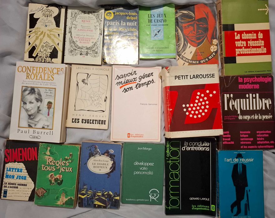 Книги на френски, руски, английски език