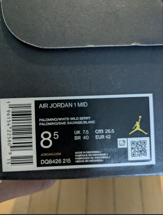 Nike Air Jordan 1 mid