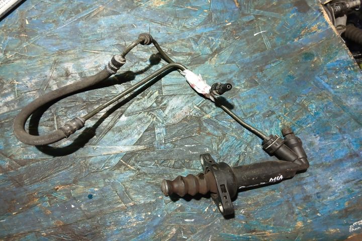 Pompa ambreiaj 6Q0721261E 6Q0721261E Volkswagen VW Polo a 4-a generat