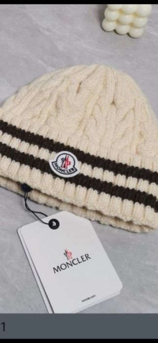 Fes Moncler, model 2026