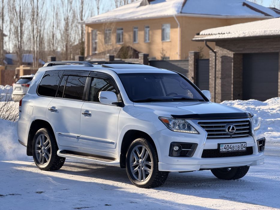 Молдинг дверей lexus 570