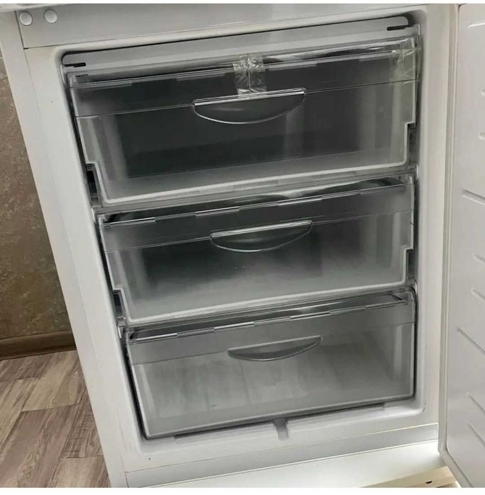 Продам холодильник атлант