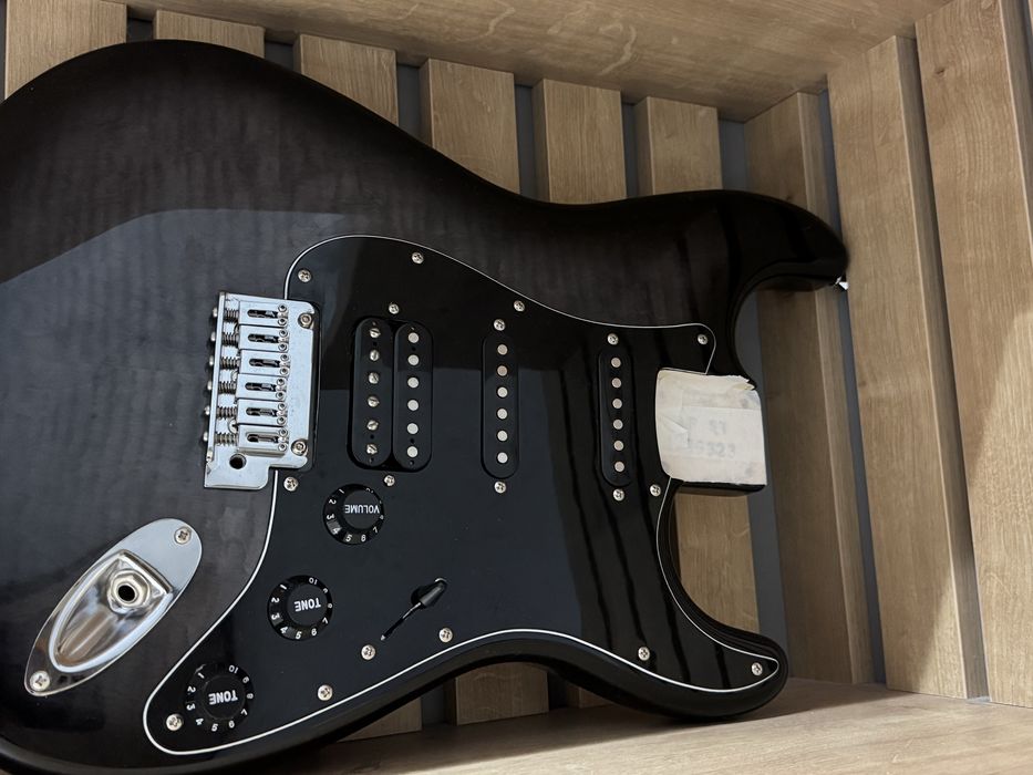 squier affinity stratocaster (только корпус)