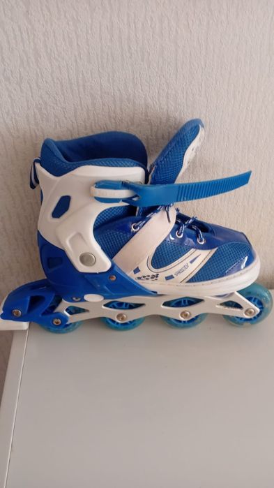 Продам роликовые коньки