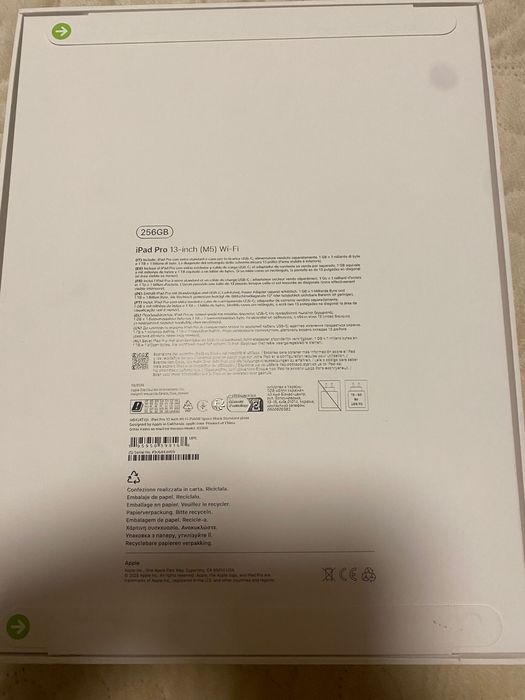 Vand  ipad pro 13inch M5 WIFI(sigilat )